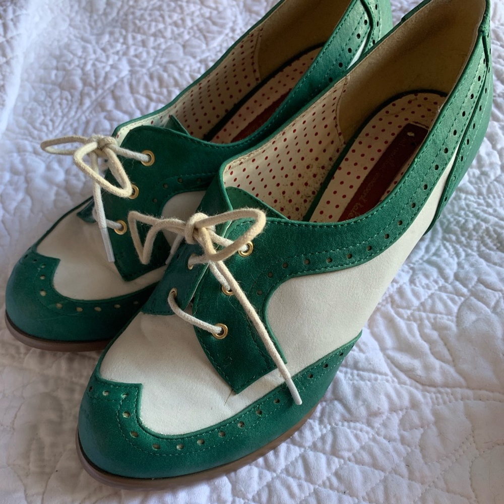 Oxford heels